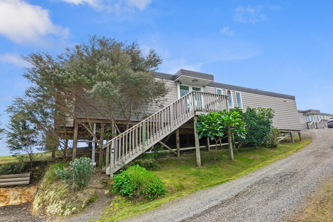 Paroa Bay Chalets - Te Whare Tui Russell Esterno foto
